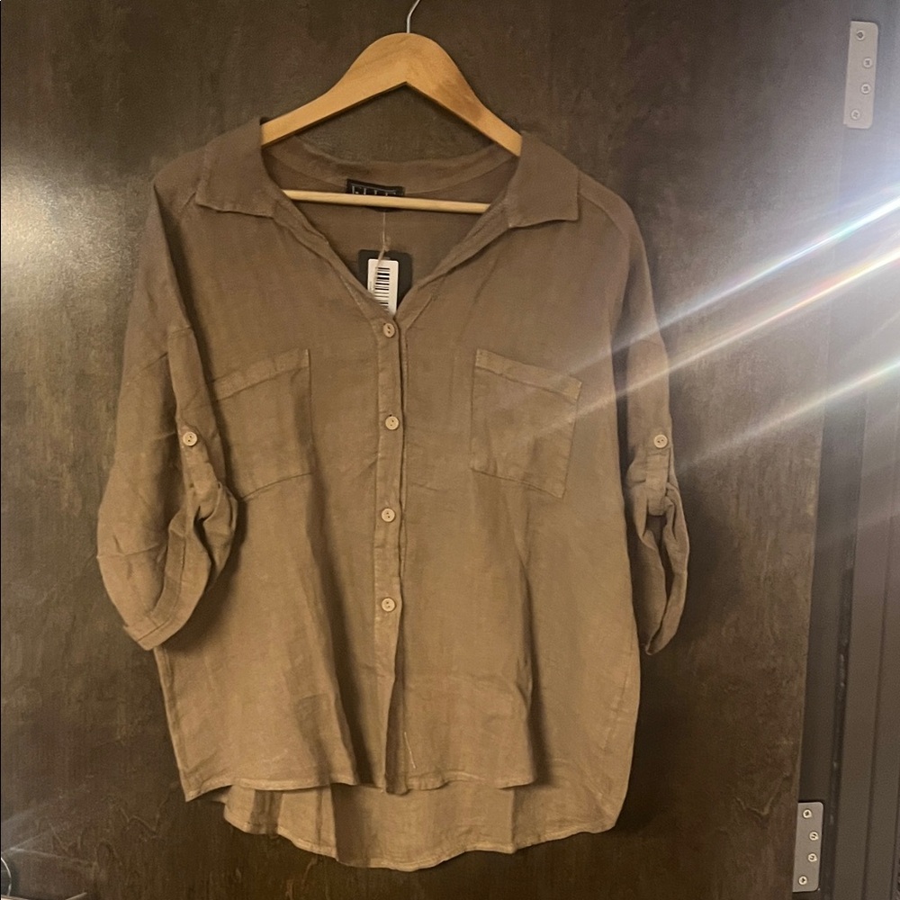 Women's Long Sleeve Button-Up Top - Brown